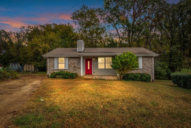 212 Trailway Cir, Nashville, TN 37207