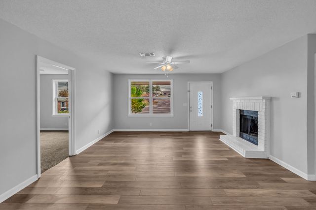 212 Trailway Cir, Nashville, TN 37207