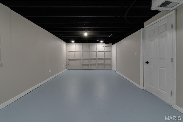 10430 Castle Drive, St Louis, MO 63136