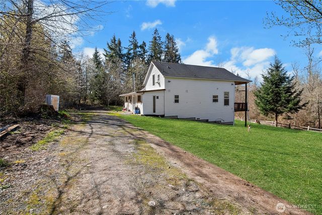 816 299th Street E, Roy, WA 98580