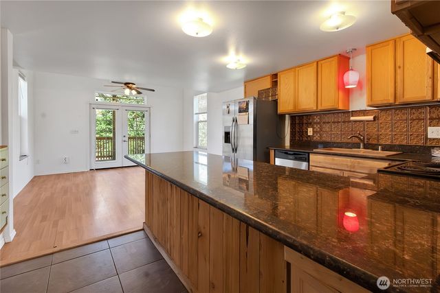 816 299th Street E, Roy, WA 98580