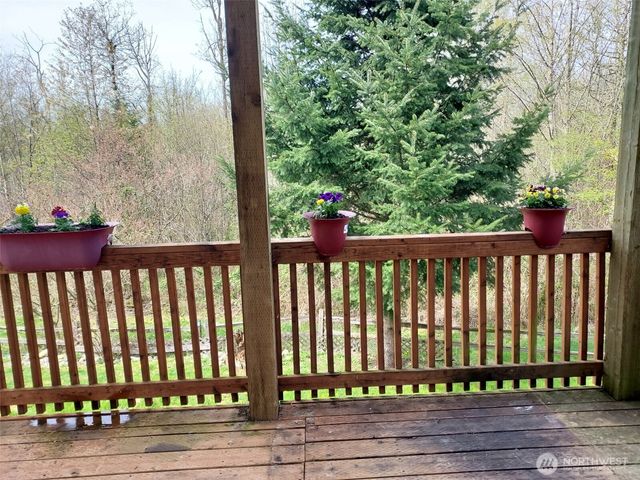 816 299th Street E, Roy, WA 98580