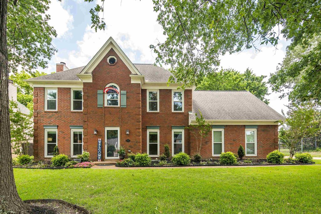 994 COPPER LEAF CV, Collierville, TN 38017