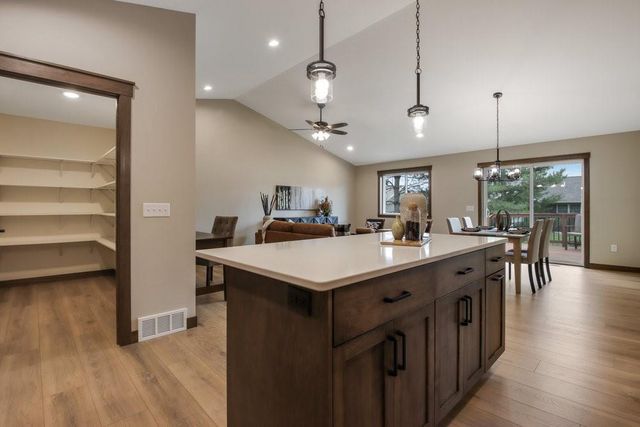 5607 Moss Trail, Eau Claire, WI 54701