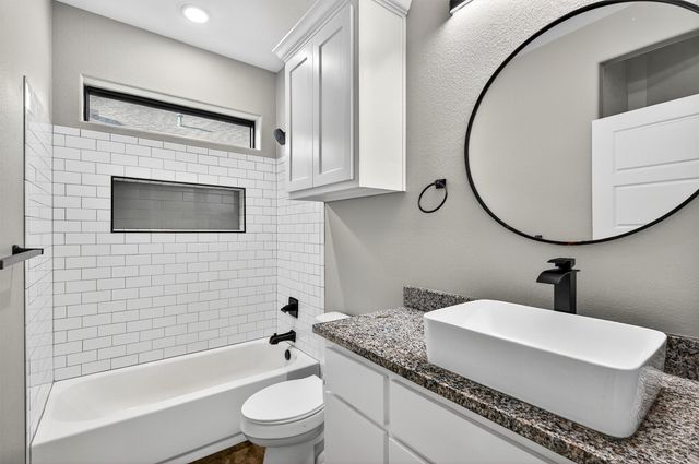 1501 S 7th Avenue, Denison, TX 75020