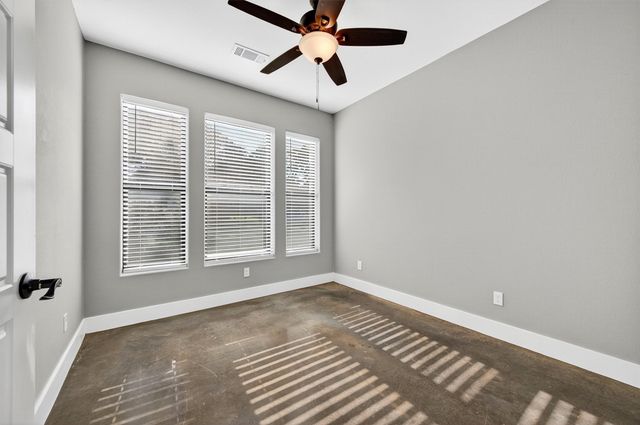 1501 S 7th Avenue, Denison, TX 75020