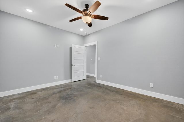 1501 S 7th Avenue, Denison, TX 75020