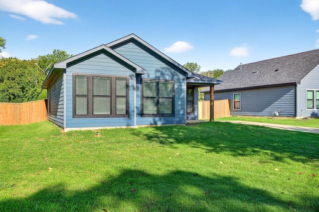 1501 S 7th Avenue, Denison, TX 75020