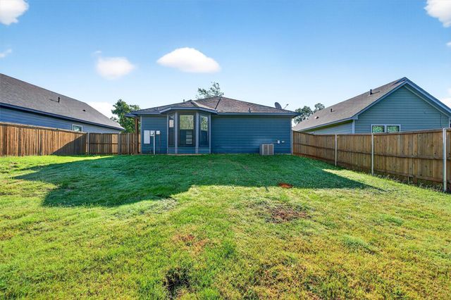 1501 S 7th Avenue, Denison, TX 75020