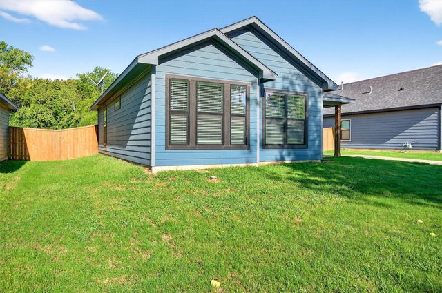 1501 S 7th Avenue, Denison, TX 75020