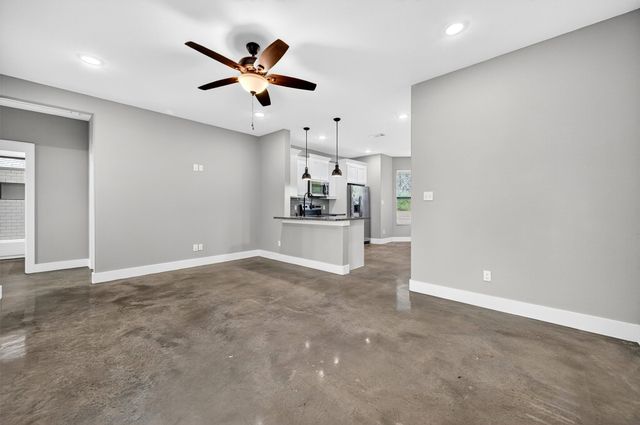 1501 S 7th Avenue, Denison, TX 75020