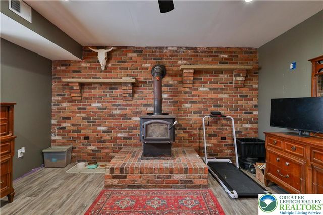 370 Gaffney Hill Road, Williams Twp, PA 18042