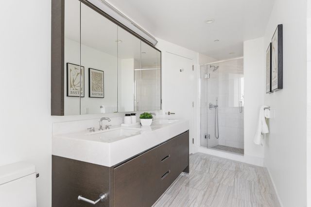 100 Lovejoy Wharf PH2D, Boston, MA 02114