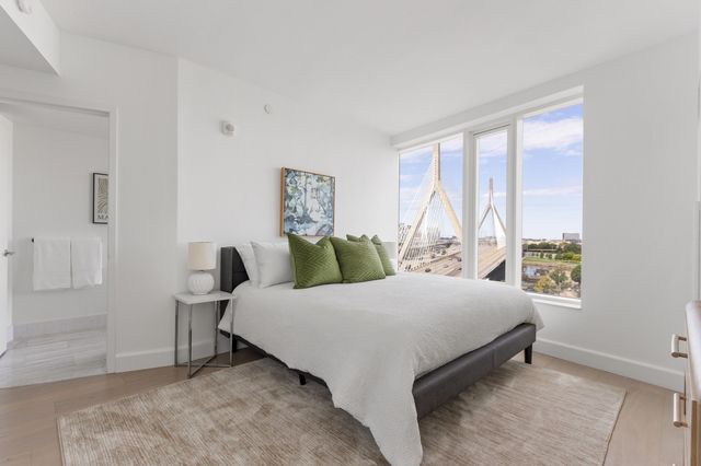 100 Lovejoy Wharf PH2D, Boston, MA 02114
