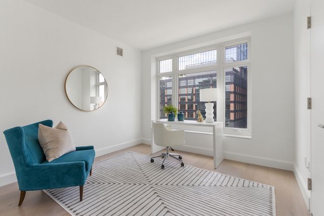 100 Lovejoy Wharf PH2D, Boston, MA 02114