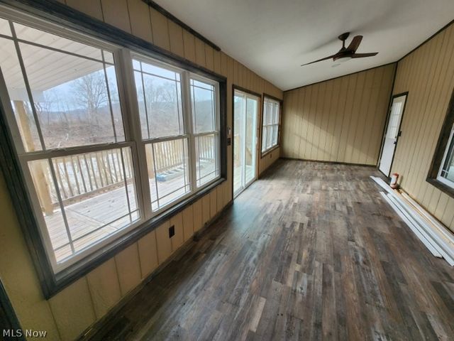 278 Wells Lock Road, Elizabeth, WV 26143