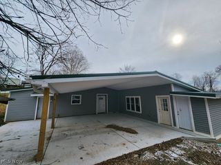 278 Wells Lock Road, Elizabeth, WV 26143