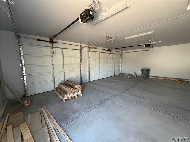 3225 N Jewel Street, Kingman, AZ 86409