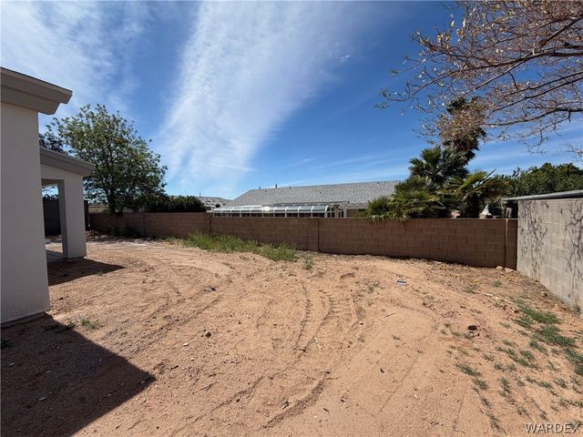 3225 N Jewel Street, Kingman, AZ 86409