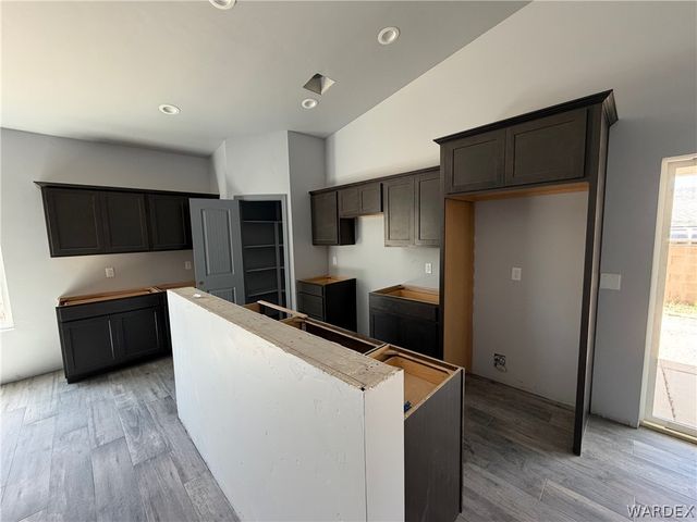 3225 N Jewel Street, Kingman, AZ 86409