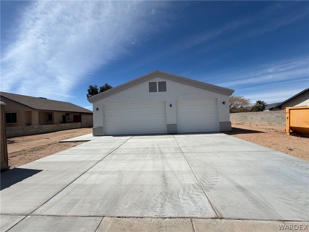 3225 N Jewel Street, Kingman, AZ 86409