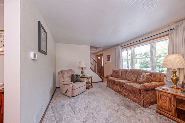 18 Christy Road, Delmont, PA 15626
