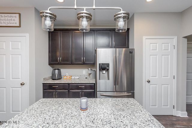 1709 Township Rd Ef, Swanton, OH 43558