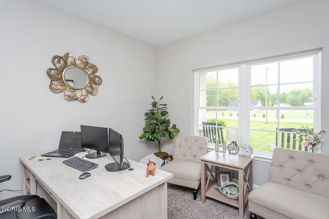 1709 Township Rd Ef, Swanton, OH 43558