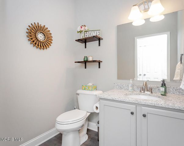 1709 Township Rd Ef, Swanton, OH 43558