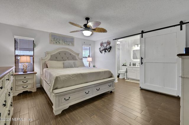 10927 GREAT SOUTHERN Drive, Jacksonville, FL 32257