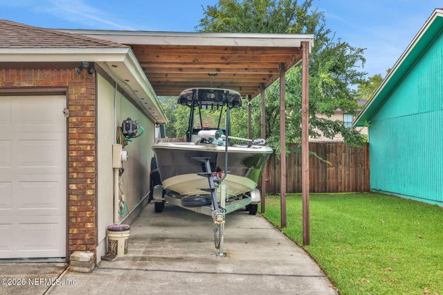 10927 GREAT SOUTHERN Drive, Jacksonville, FL 32257
