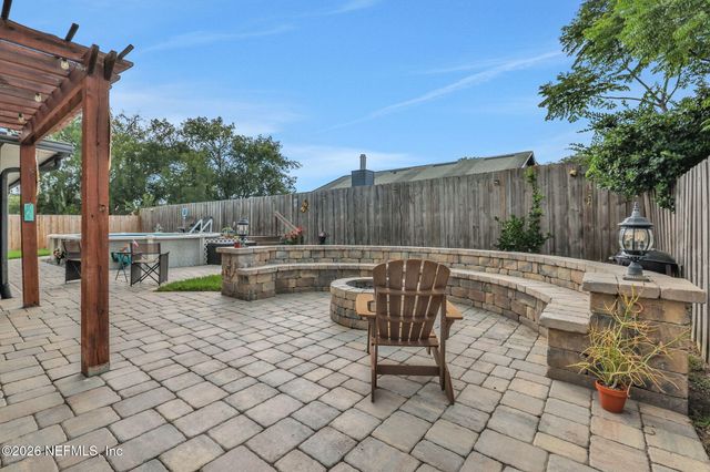 10927 GREAT SOUTHERN Drive, Jacksonville, FL 32257