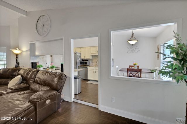 10927 GREAT SOUTHERN Drive, Jacksonville, FL 32257