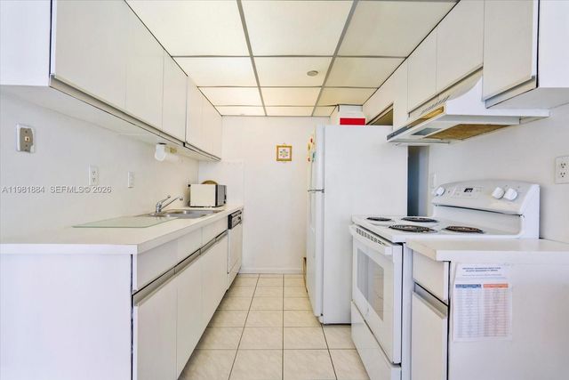 17500 N Bay Road S707, Sunny Isles Beach, FL 33160