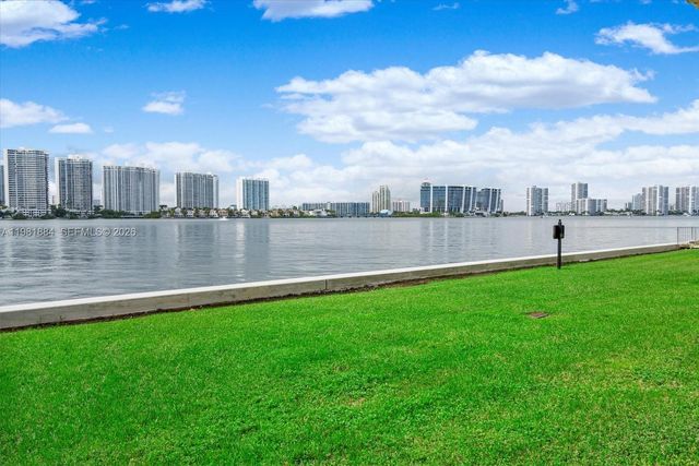 17500 N Bay Road S707, Sunny Isles Beach, FL 33160