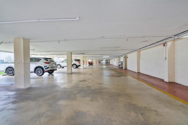 17500 N Bay Road S707, Sunny Isles Beach, FL 33160