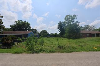 10414 Chesterfield Drive, Houston, TX 77051