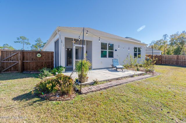 1551 Murre Court SE, Bolivia, NC 28422