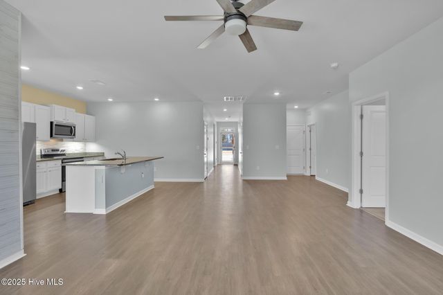 1551 Murre Court SE, Bolivia, NC 28422