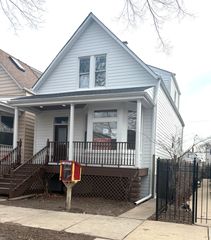 3705 N Francisco Avenue, Chicago, IL 60618