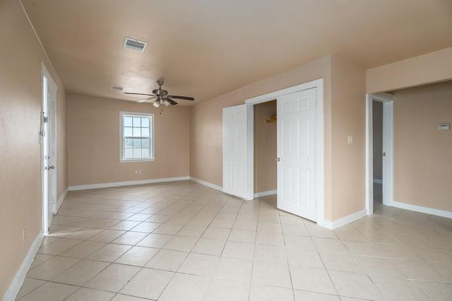 4816 Avenue K, Galveston, TX 77551