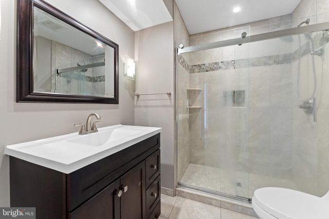 215 LAKEWOOD LANDING DR, Bumpass, VA 23024