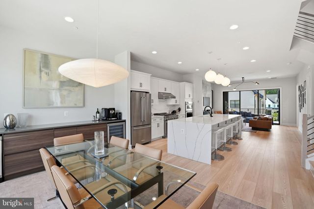 7027 ARTESA LN, Bethesda, MD 20817