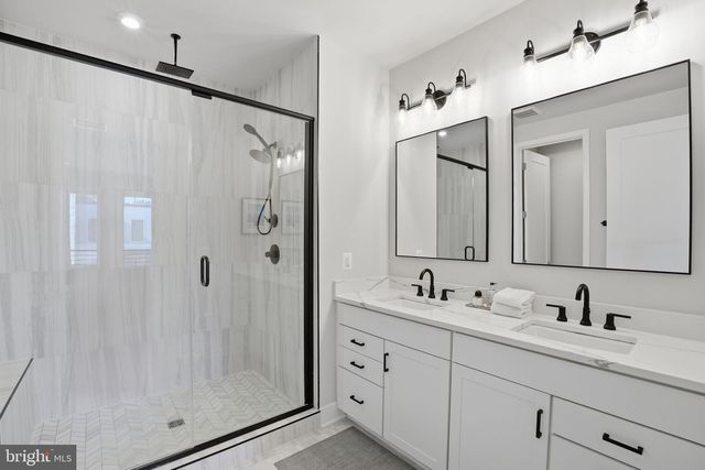7027 ARTESA LN, Bethesda, MD 20817