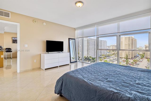 1830 S Ocean Dr 907, Hallandale Beach, FL 33009