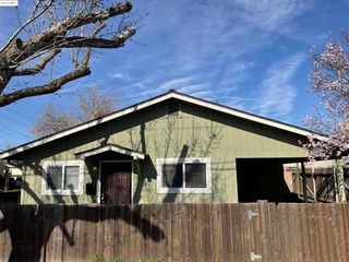 201 E 17th St., Pittsburg, CA 94565