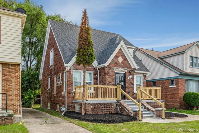 14930 Fairmount Drive, Detroit, MI 48205