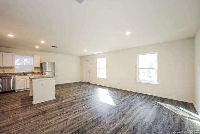 230 Corliss, San Antonio, TX 78220