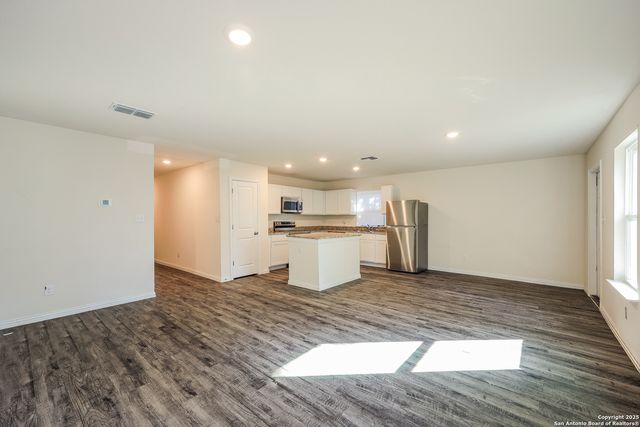 230 Corliss, San Antonio, TX 78220