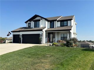 25170 W 148TH Terrace, Olathe, KS 66061